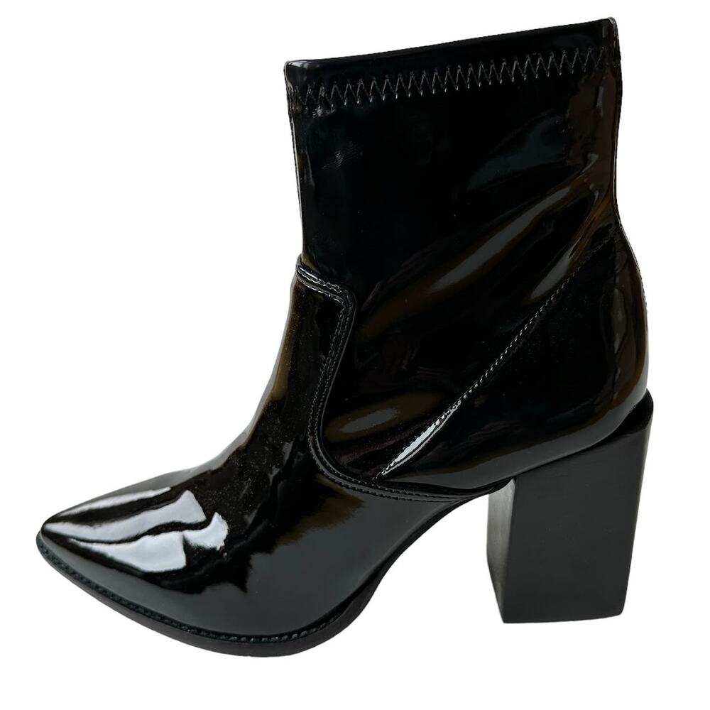 Steve Madden Boots Aroma Black Patent Leather Western Ankle Boot Women's Size 6
